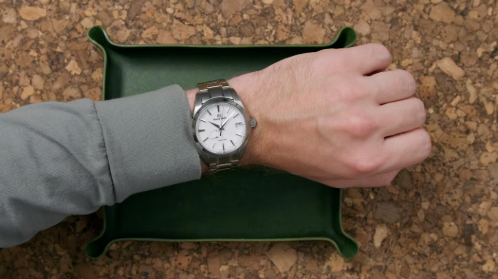 Discovering the Elegance of Grand Seiko: A Spotlight on the GS Snowflake